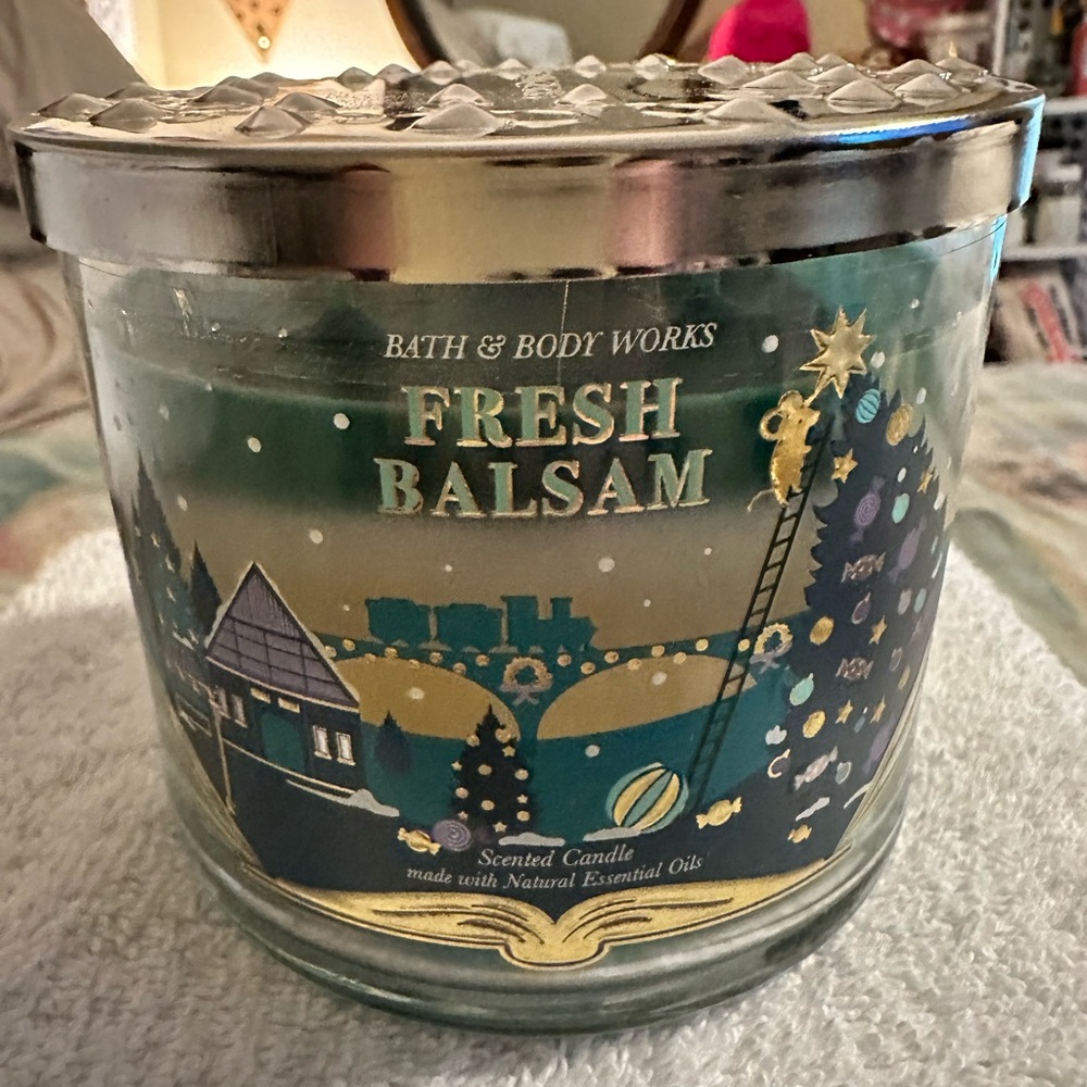 Bath & Body Works Fresh Balsam Candle - Green and Silver